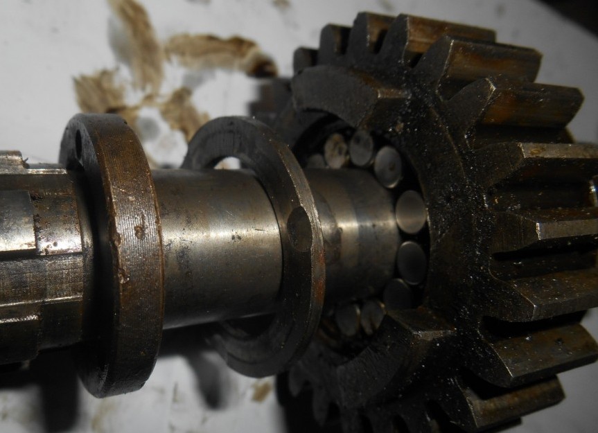 Gearbox and Transmission